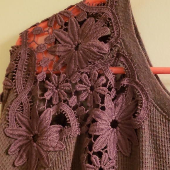 AEO purple thermal top - Picture 2 of 4